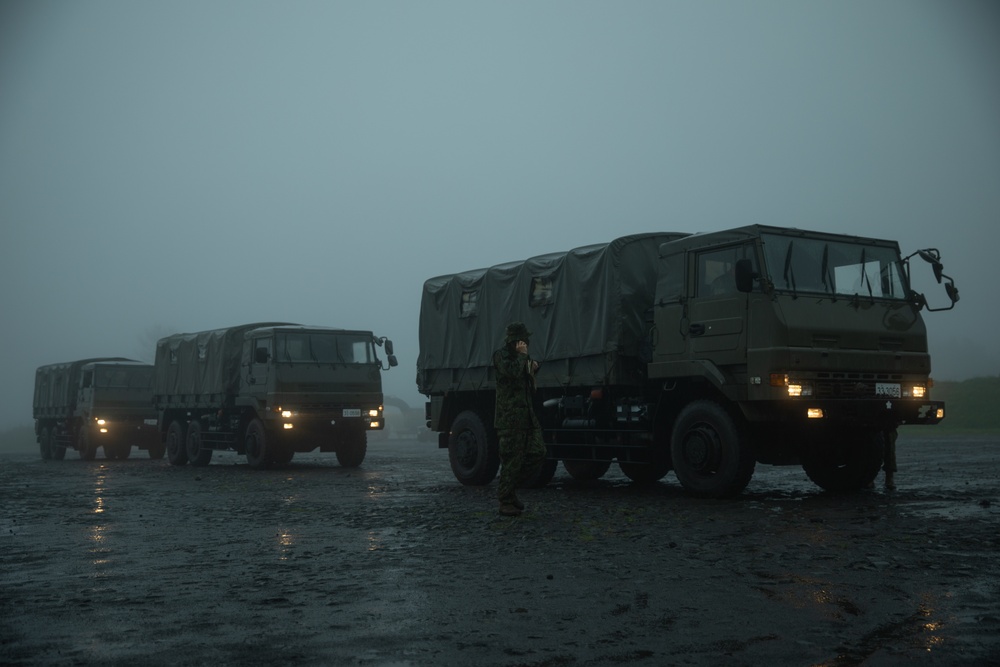 Jeanne D’Arc 21 | Leaders and Ambassadors of participating forces observe multilateral urban assault