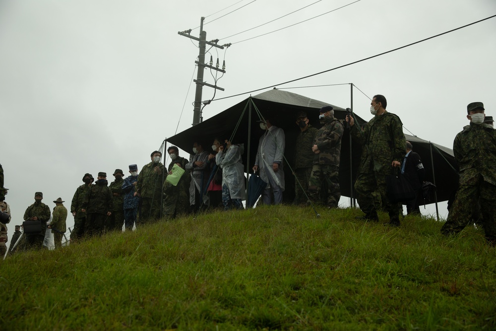 Jeanne D’Arc 21 | Leaders and Ambassadors of participating forces observe multilateral urban assault