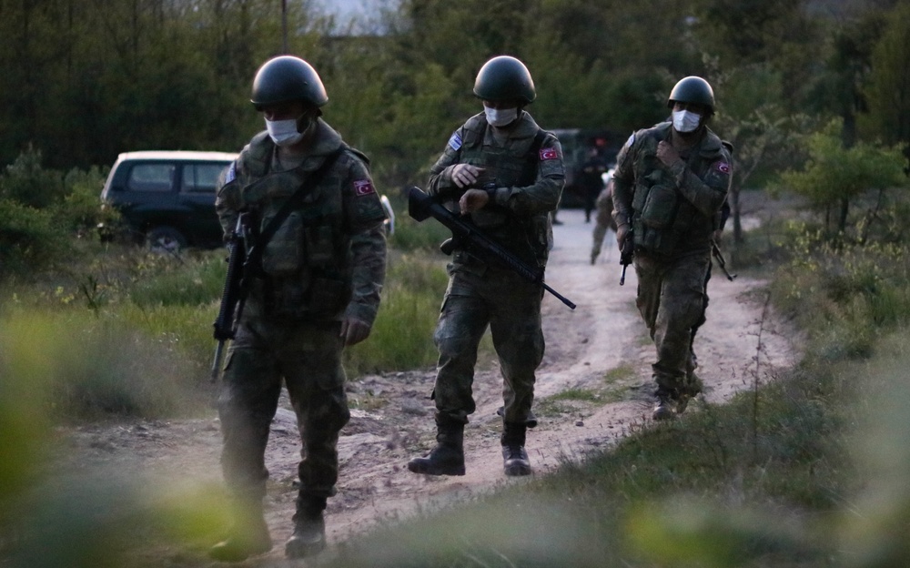 Turkish KFOR Soldiers conduct patrol with Kosovo Police