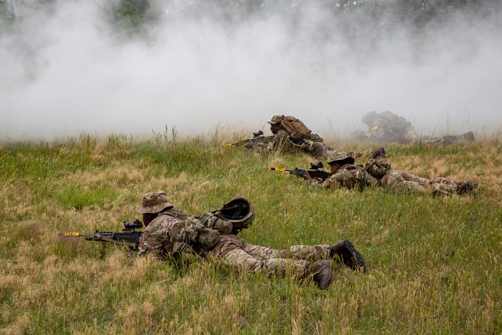 Royal Bermuda Regiment simulates a maneuver under fire during Exercise Island Warrior