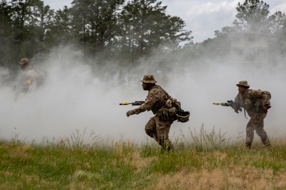 Royal Bermuda Regiment simulates a maneuver under fire during Exercise Island Warrior