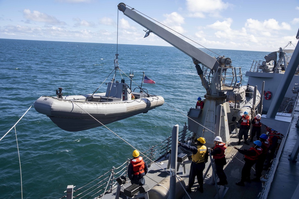 USS Paul Ignatius (DDG 117) - At-Sea Demo/Formidable Shield 2021