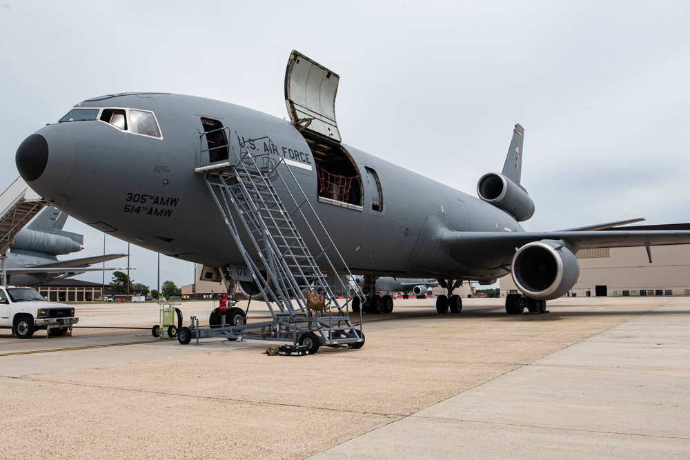 305th AMW takes off for Mobility Guardian