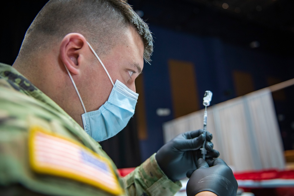 Pa. National Guard members administer COVID-19 vaccine in Philadelphia