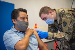 Pa. National Guard members administer COVID-19 vaccine in Philadelphia
