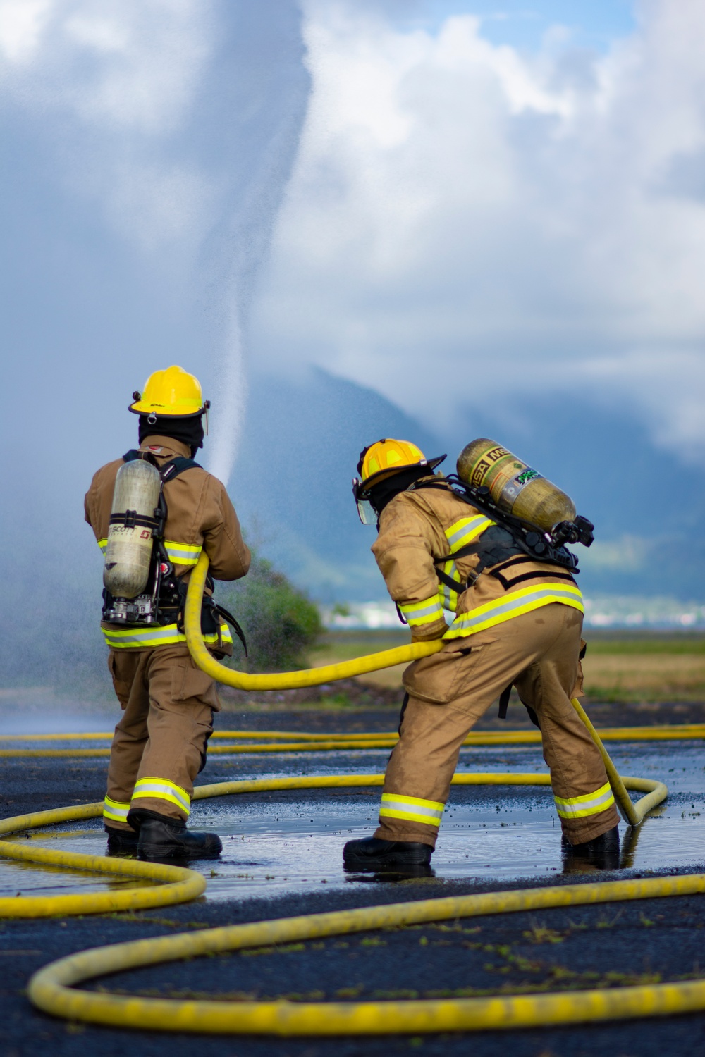 142nd WG Fire Fighters train with Marine Corps