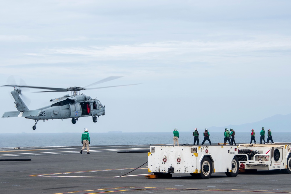 USS Ronald Reagan (CVN 76) Rendering Honors