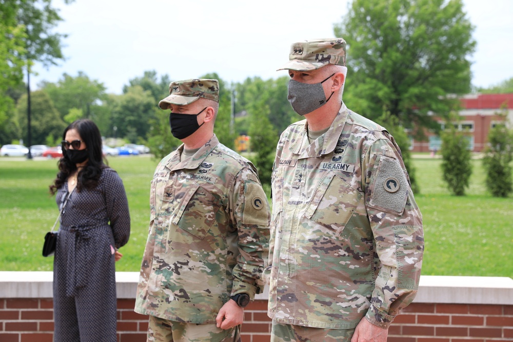 Col. Douglas Thompson Receives the Legion of Merit.
