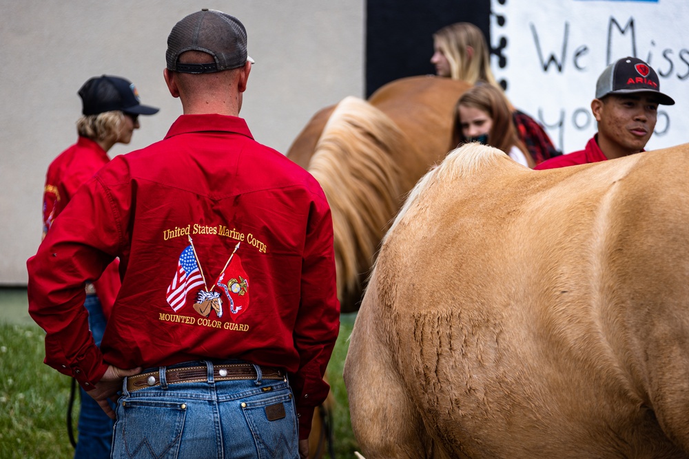 Mounted Color Guard brings mustangs to Foothill High School