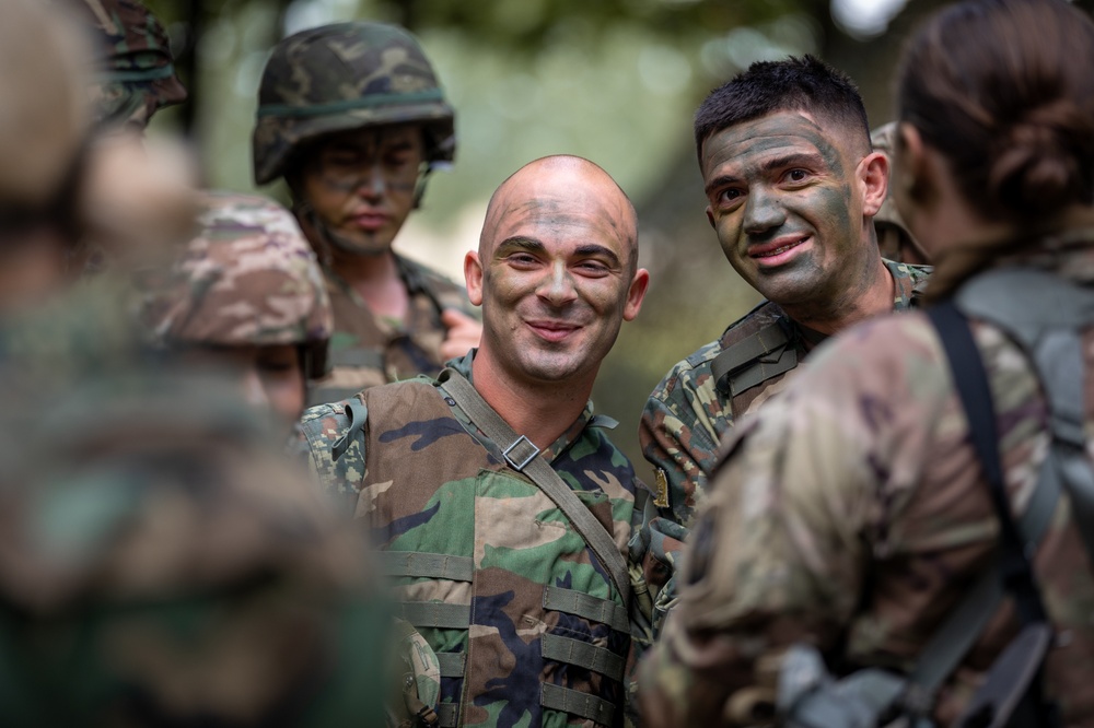 Florida National Guard trains with Albanian Cadets