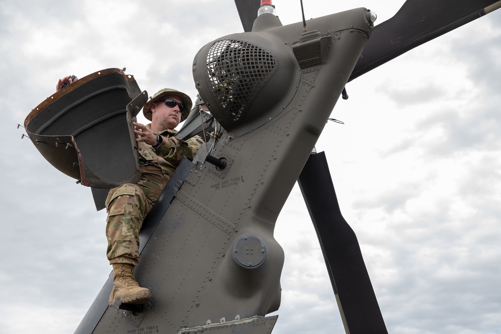 DEFENDER-Europe 21: UH-60 Blackhawks arrive in Albania