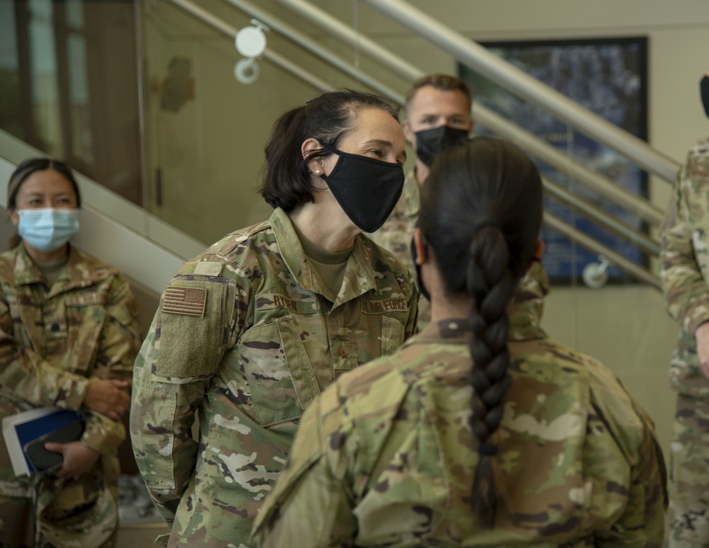 59 MDW: New Wing Commander begins group immersions