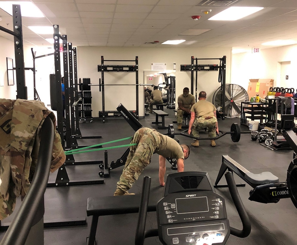 Army Recovery Care Program Soldiers pump iron, lift spirits