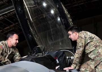 USINDOPACOM leadership and Sen. Sullivan visit Eielson