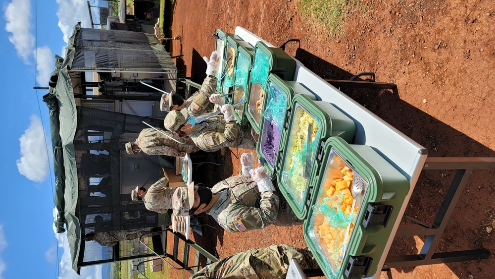 Army Reserve Soldiers of Pacific Signal-Cyber Team conduct headquarter’s first field culinary operations