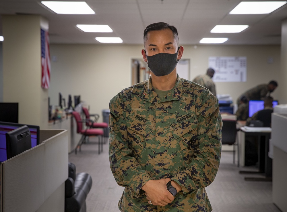 MCIPAC Marines awarded for superior administrative support