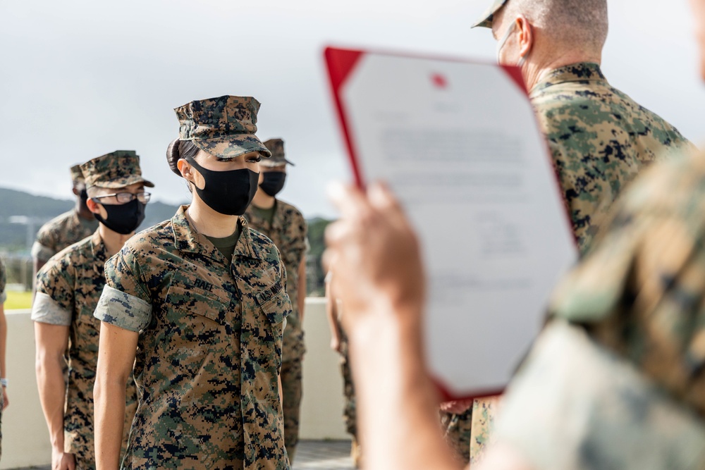 MCIPAC Marines awarded for superior administrative support