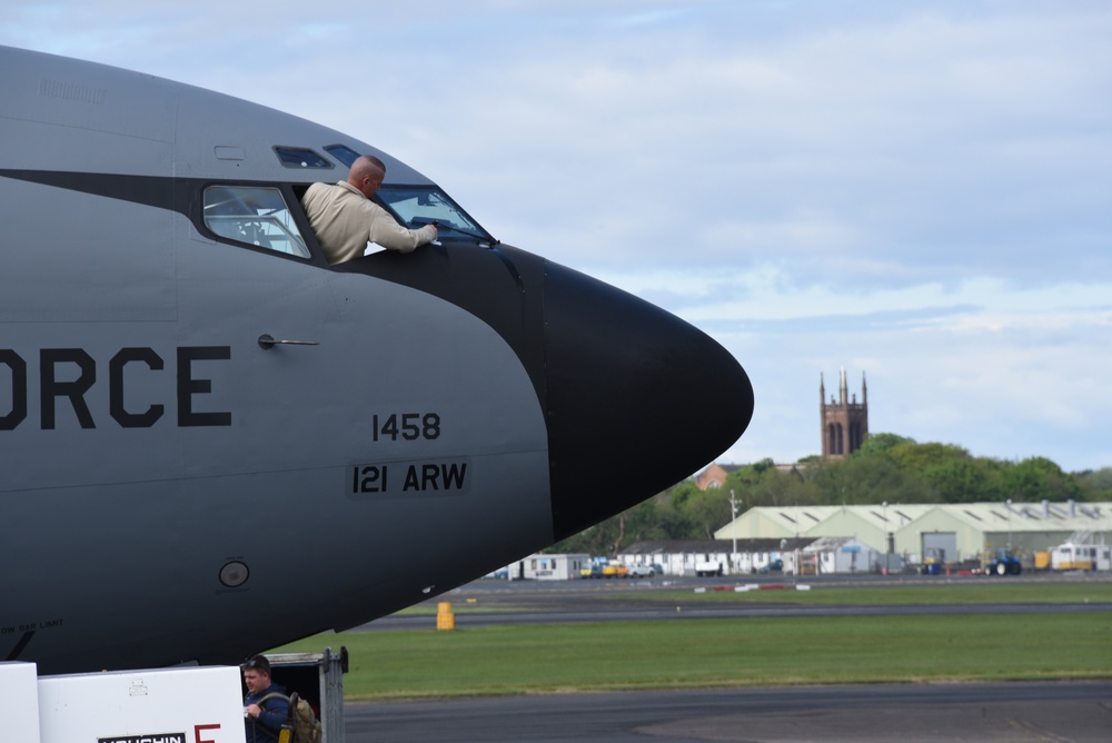 Cleaning KC-135 glass