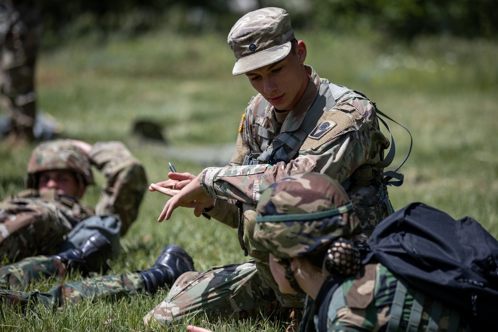 Florida National Guard trains with Albanian Cadets
