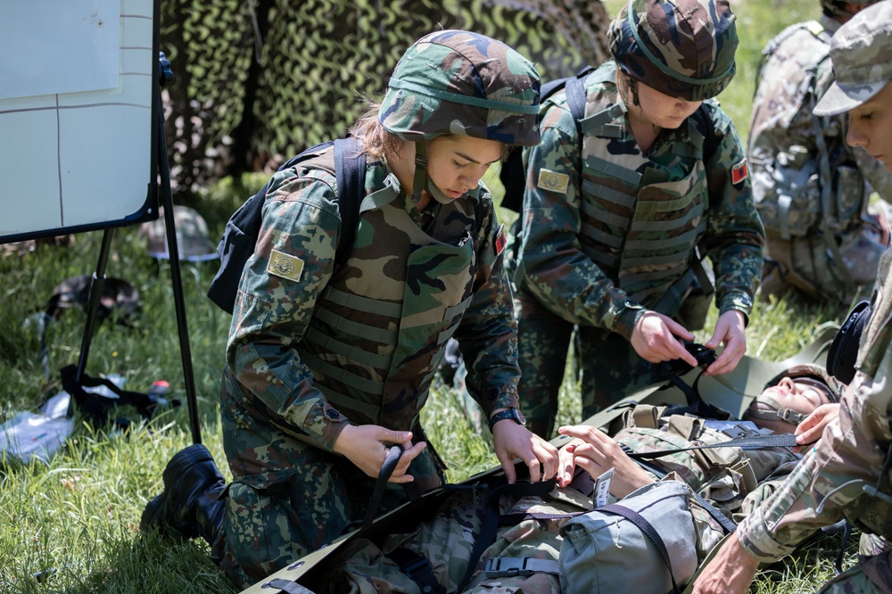 Florida National Guard trains with Albanian Cadets