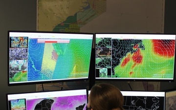 AG's at FWC-N Utilize AWIPS