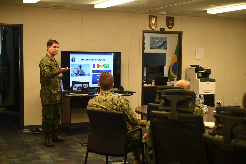 Foreign Liaison Officers Brief U.S. Naval Academy Midshipmen During Cultural Exchange