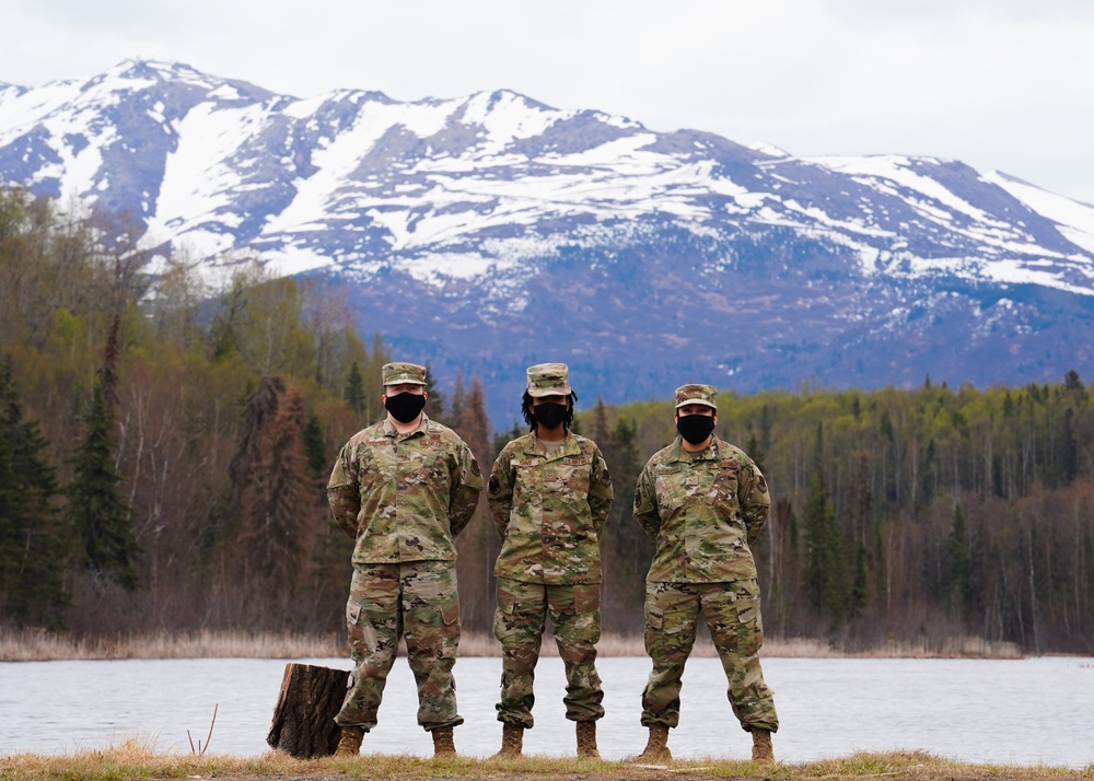 247th IS Airmen support active-duty operations in Last Frontier