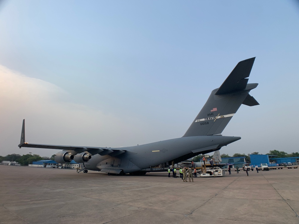 The second of several emergency COVID-19 relief shipments from the United States arrives in India.