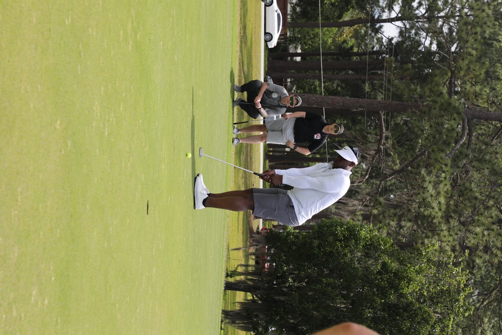 Dogface Soldiers Take Part in Golf Scramble During Marne Week