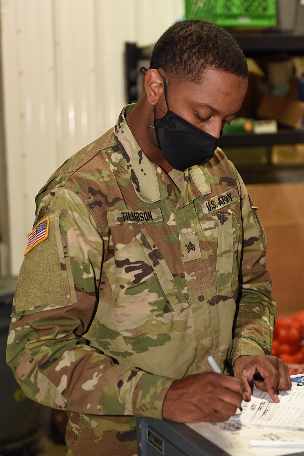 Michigan’s Task Force 172 Fills Food Orders at Gleaners of Detroit