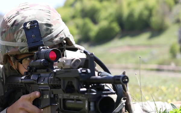 U.S., Albanian troops train at Biza