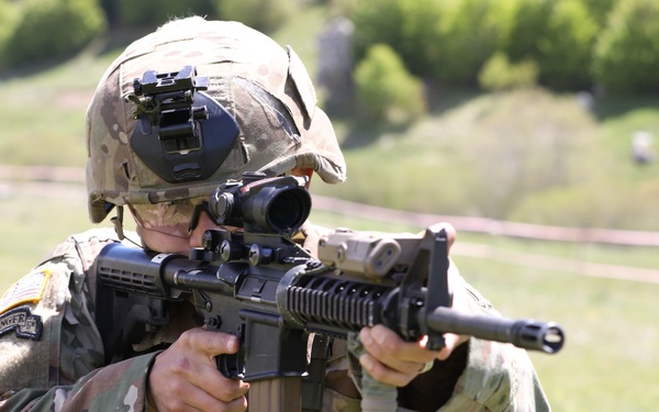 U.S., Abanian Troops Train at Biza