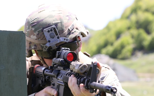 U.S., Albanian troops train at Biza