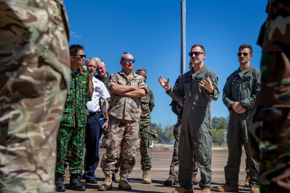 Service Attaché and Advisor Group attends MV-22B static display