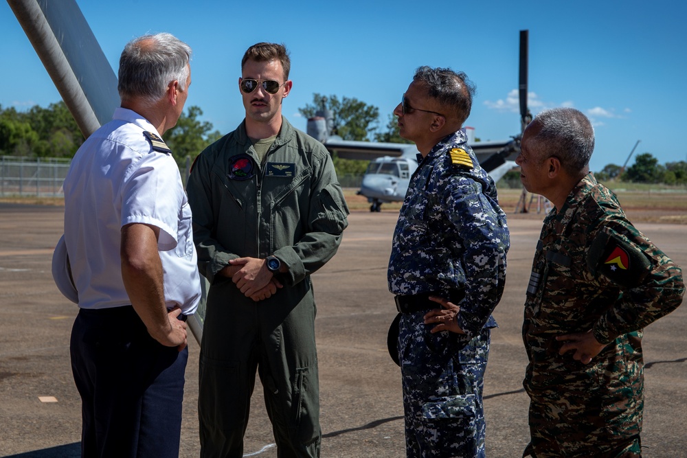 Service Attaché and Advisor Group attends MV-22B static display