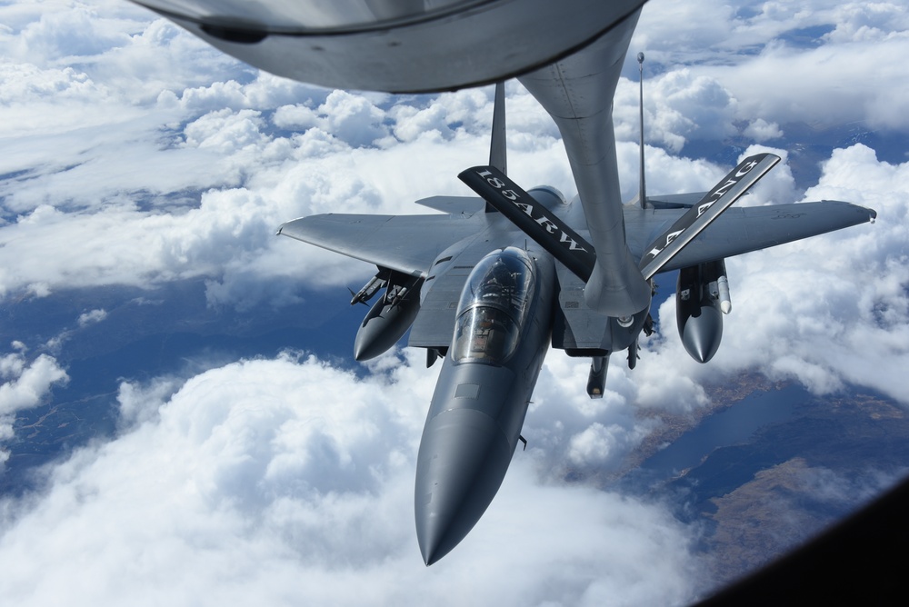 F-15 Strike Eagle receives fuel over Scotland