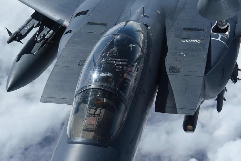 U.S. Air Force F-15 receiving fuel over Scotland