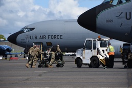 Airmen move “fizzy” cart