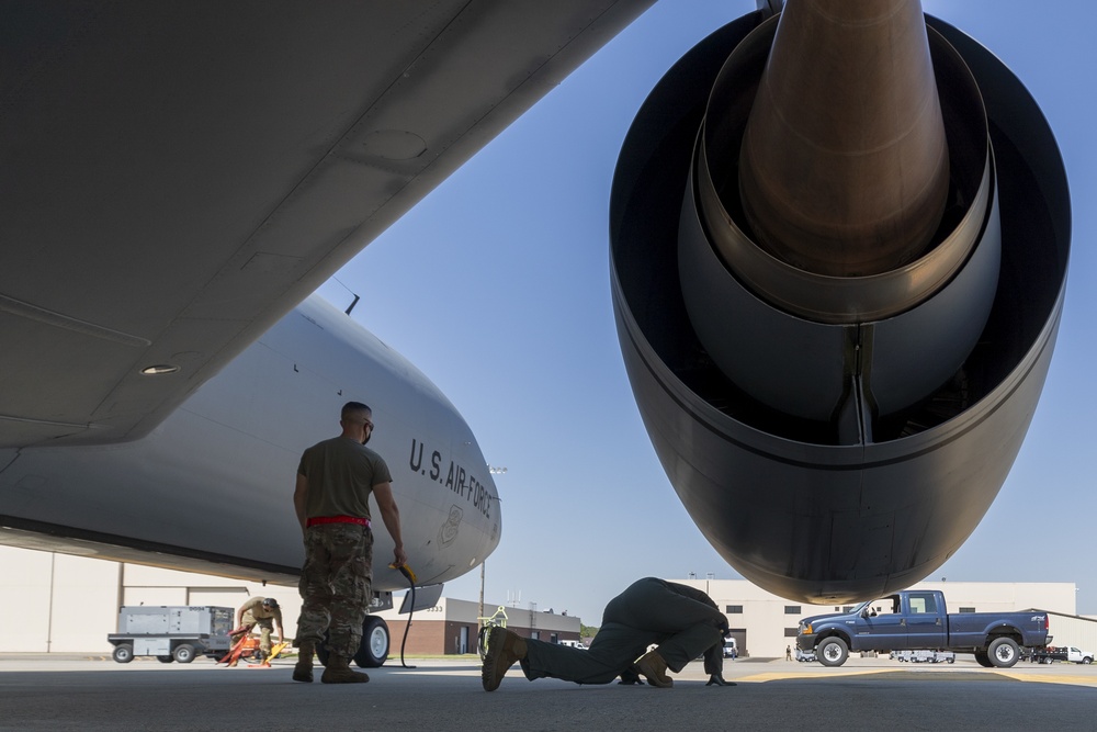 141st Air Refueling Squadron refuels EC-130J Commando Solo