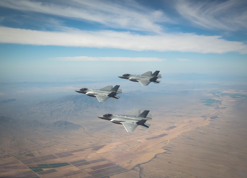 Denmark F-35A embarks on first training flight over Luke AFB