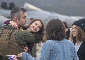 VAQ-142 Returns From Deployment