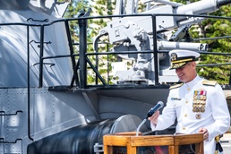 USS Topeka Conducts Change of Command