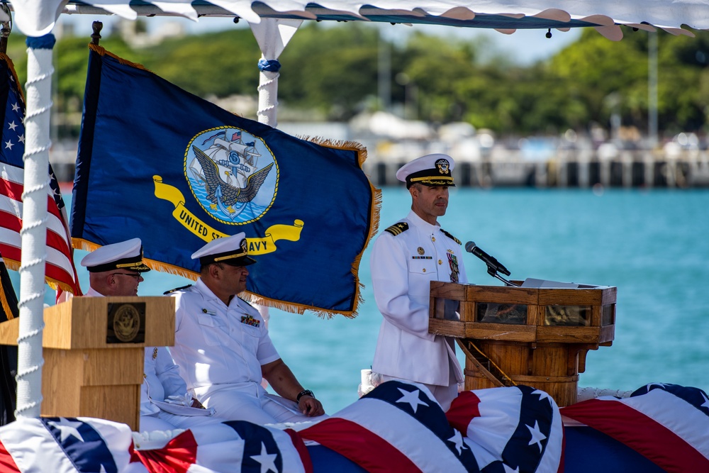 USS Columbia Conducts Change of Command