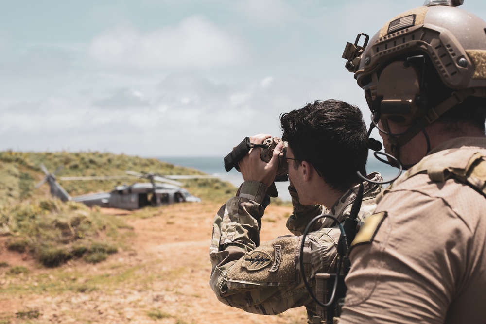 1st SFG(A) Green Berets conduct close air support training in Japan