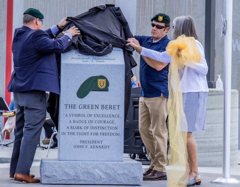US Army Green Beret honored by hometown high school with dedication of memorial stone