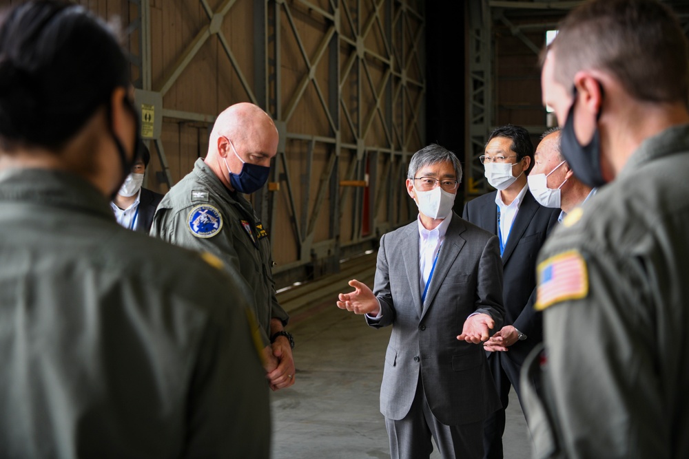 Tohoku Defense Bureau Visits NAF Misawa