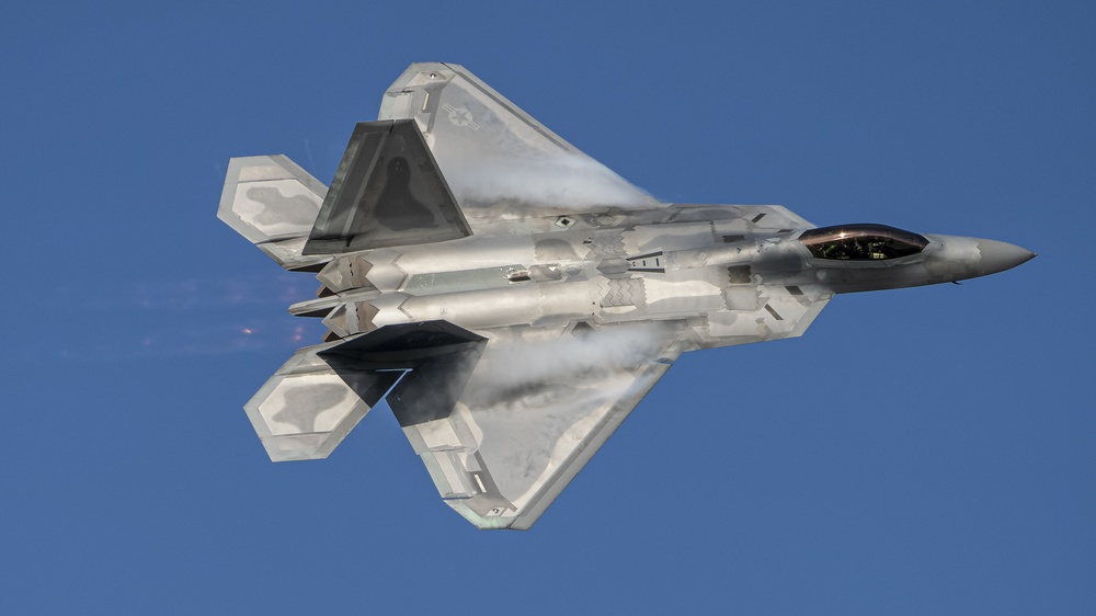 Friday Sights: F-22 Demo Team Practice