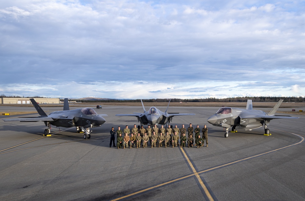 Air Force, Marine Corps, and Navy F-35s support Northen Edge 21