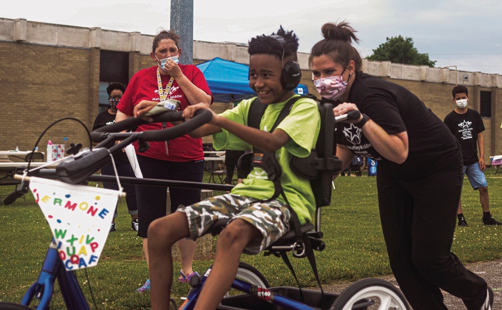 Fort Campbell school, parents celebrate All-star kids at field day