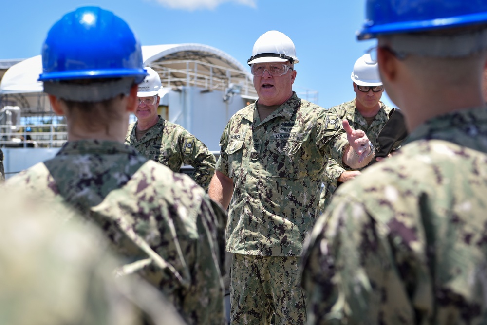 PACFLT Commander Presents Arizona Relic to Destroyer Crew